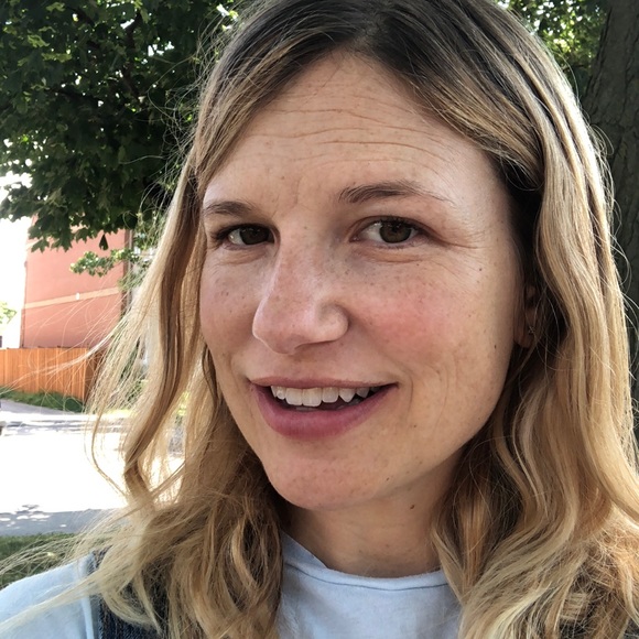 Meet your Posher, Sarah jane - Picture 1 of 1